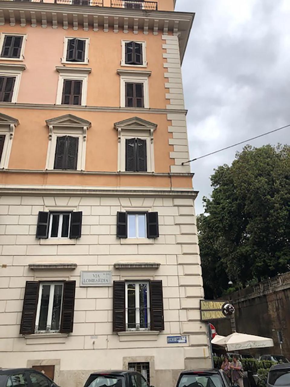Pensión Lux In 2*